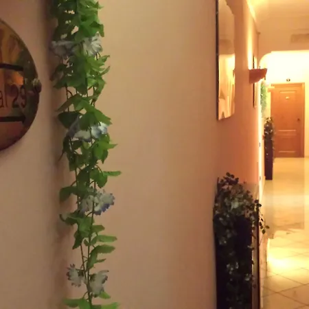 Ginevra Hotell *