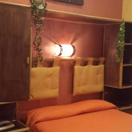 吉尼维拉酒店 那不勒斯