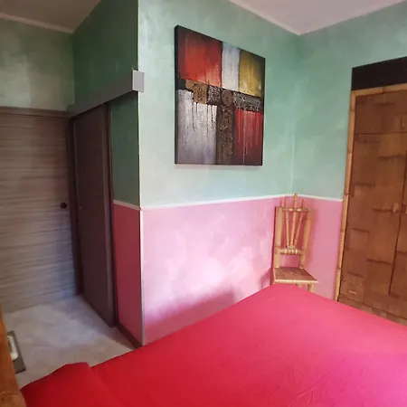 지네브라 호텔 *