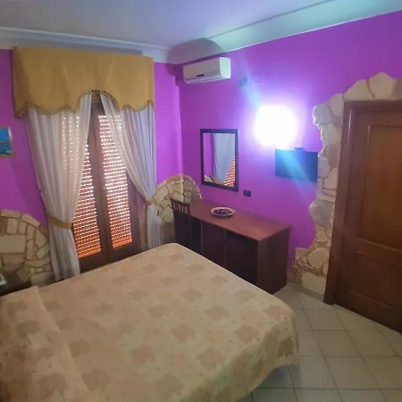 Ginevra Hotel Neapol