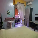 吉尼维拉酒店 酒店