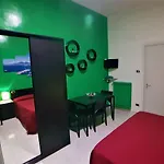 吉尼维拉酒店