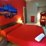 吉尼维拉酒店