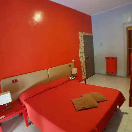 Ginevra Hotel Nápoles